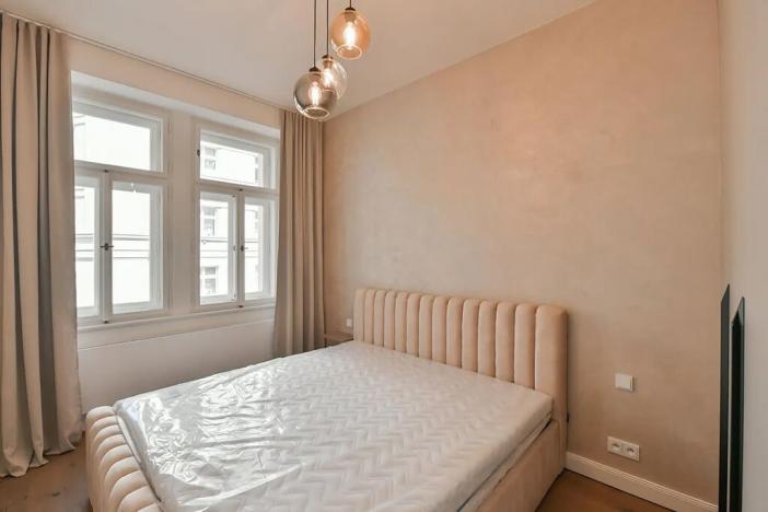 Pronájem bytu 2+kk, Praha - Vršovice, Na spojce, 42 m2