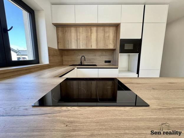 Prodej rodinného domu, Dašice, Za Barevnou, 120 m2