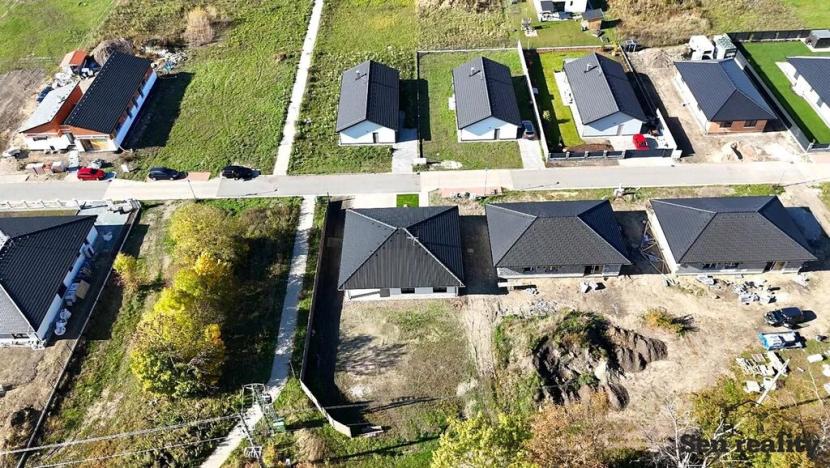 Prodej rodinného domu, Dašice, Za Barevnou, 120 m2