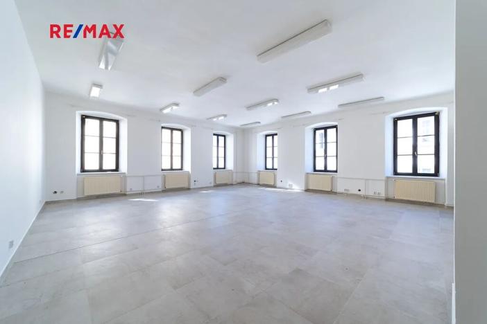 Prodej obchodního prostoru, Králíky, 5. května, 519 m2