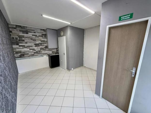 Pronájem kanceláře, Brno, Kubíčkova, 16 m2