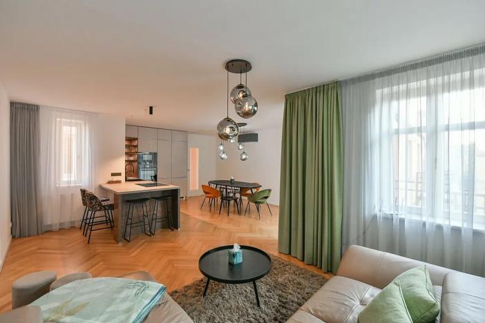 Prodej bytu 3+kk, Praha - Karlín, Pernerova, 104 m2