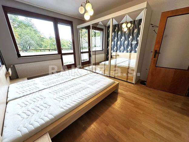 Pronájem bytu 3+1, Praha - Smíchov, Zdíkovská, 81 m2