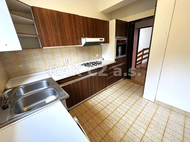 Pronájem bytu 3+1, Praha - Smíchov, Zdíkovská, 81 m2