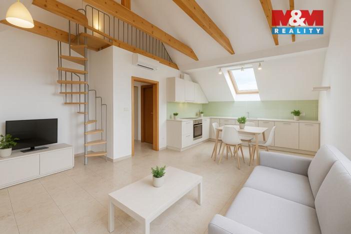 Prodej bytu 4+kk, Karlovy Vary - Stará Role, Husova, 70 m2