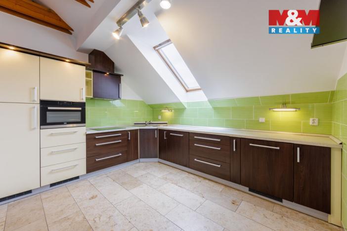 Prodej bytu 4+kk, Karlovy Vary - Stará Role, Husova, 70 m2