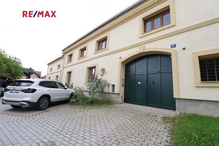 Pronájem bytu 3+kk, Praha - Zličín, Hrozenkovská, 95 m2