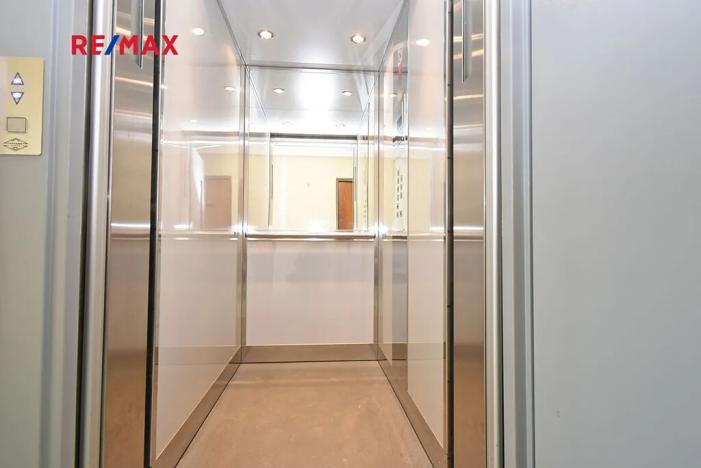 Prodej bytu 2+kk, Praha - Vokovice, Tobrucká, 50 m2