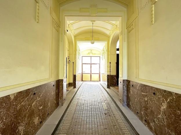 Pronájem bytu 2+1, Praha - Karlín, Pernerova, 79 m2