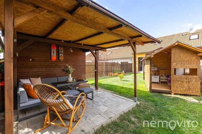 Prodej bytu 3+1, Unhošť, V Zahradách, 74 m2
