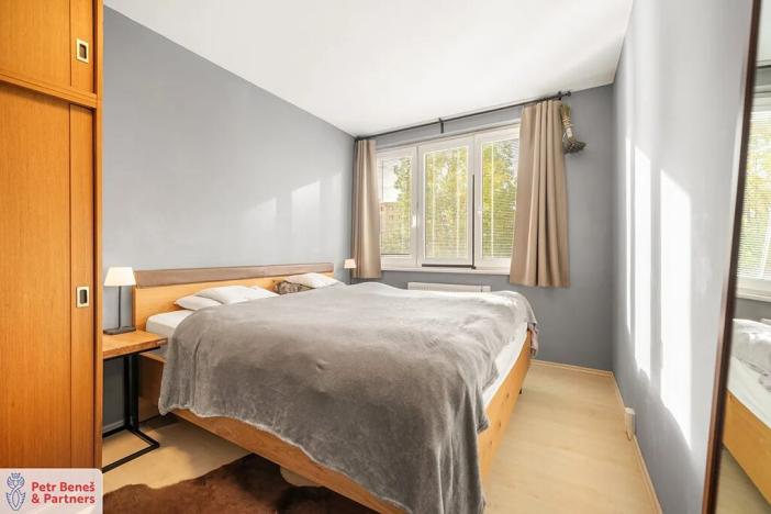 Pronájem bytu 2+kk, Praha - Stodůlky, Bašteckého, 44 m2