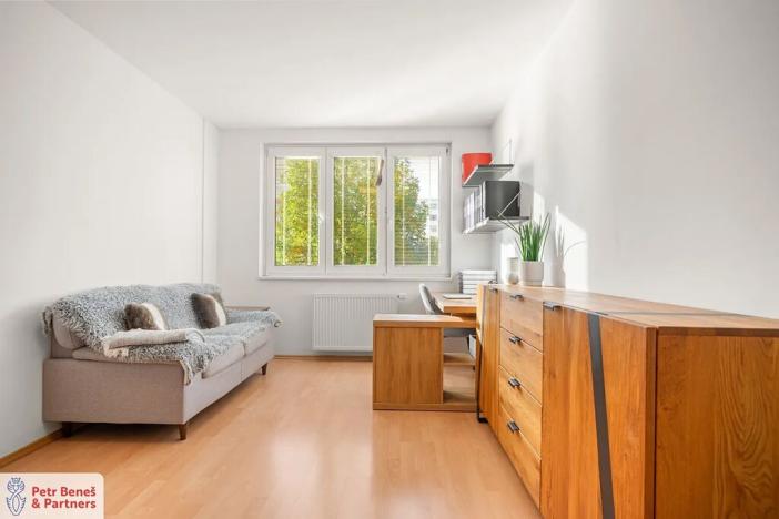 Pronájem bytu 2+kk, Praha - Stodůlky, Bašteckého, 44 m2