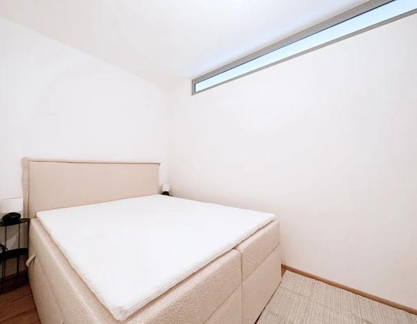 Pronájem bytu 3+kk, Praha - Karlín, Karlínské náměstí, 70 m2