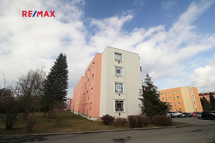 Pronájem bytu 3+1, Kladno, Kordačova, 80 m2