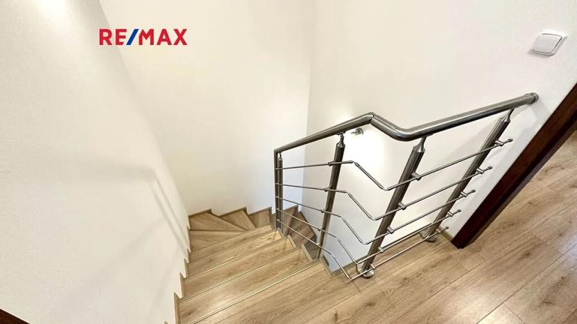 Pronájem rodinného domu, Králův Dvůr, Větrná, 80 m2