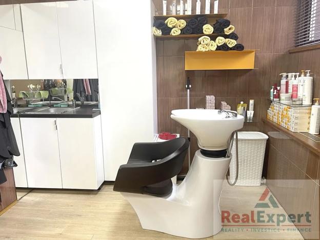 Pronájem komerční nemovitosti, Praha - Smíchov, Štefánikova, 42 m2