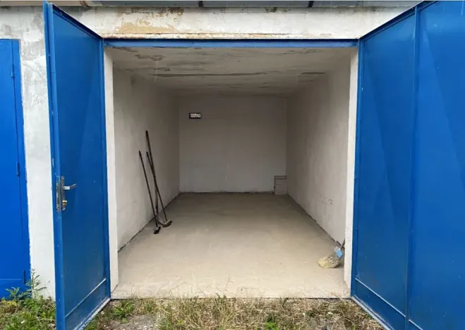 Prodej garáže, Praha - Motol, Za opravnou, 16 m2