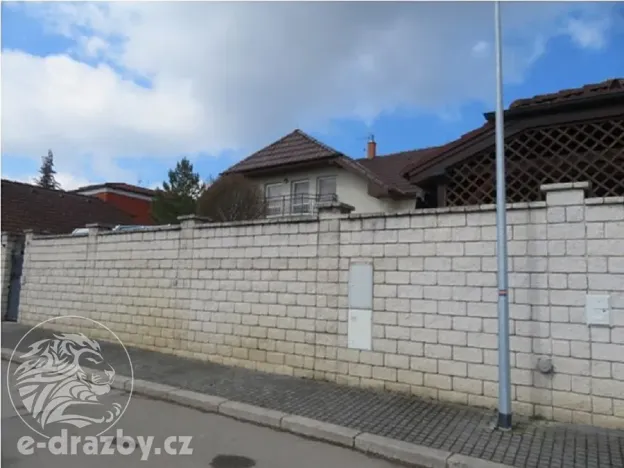 Dražba rodinného domu, Praha - Točná, Na Stráňkách, 166 m2