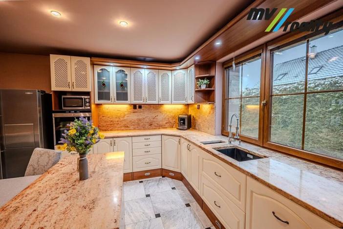 Prodej rodinného domu, Přišimasy, U Pramene, 195 m2