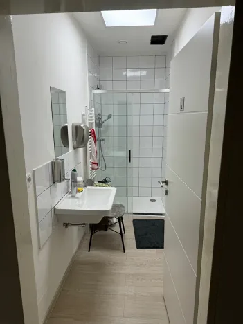 Pronájem skladu, Praha - Ruzyně, Drnovská, 3000 m2