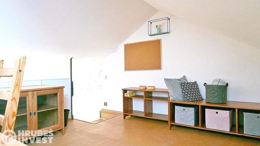 Pronájem atypického bytu, Býšť, 130 m2