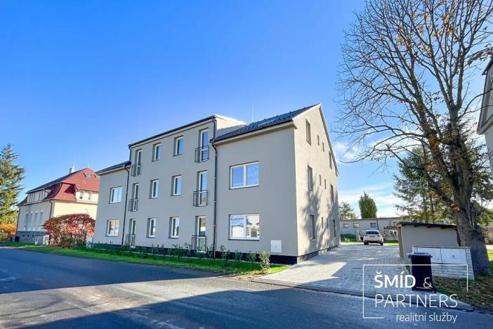Prodej bytu 2+kk, Velim, Palackého, 52 m2