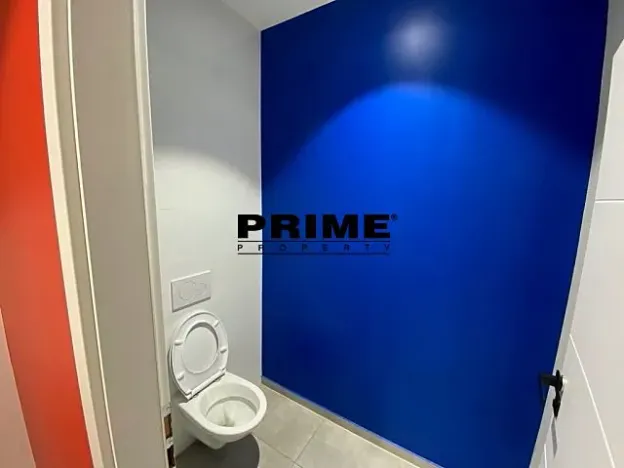 Pronájem kanceláře, Praha - Nové Město, Soukenická, 136 m2