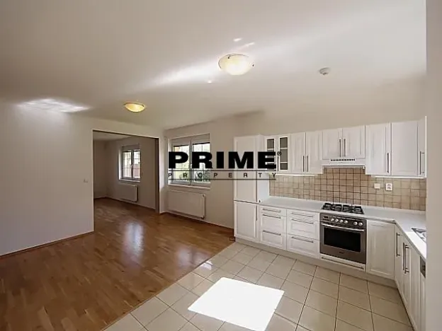 Pronájem rodinného domu, Průhonice, Pod Valem II., 400 m2
