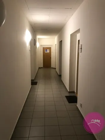 Pronájem kanceláře, Olomouc, Hybešova, 68 m2