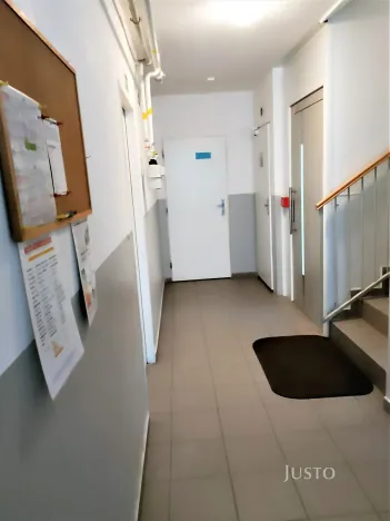 Pronájem bytu 1+kk, Písek, Harantova, 28 m2