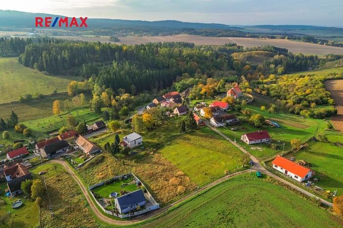 Prodej pozemku pro bydlení, Chomle, 783 m2