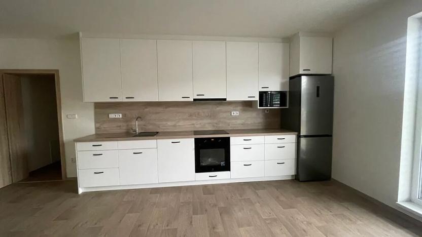 Pronájem bytu 1+kk, Zlín, 42 m2
