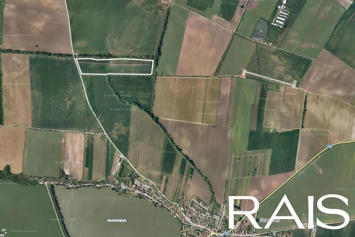 Prodej komerčního pozemku, Pouzdřany, 72617 m2