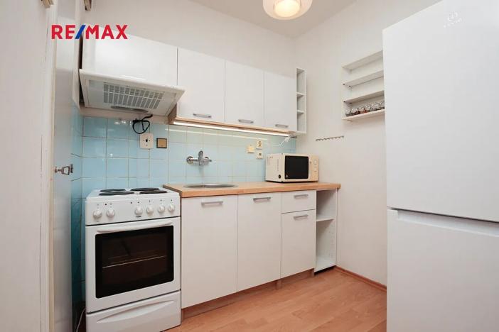 Pronájem bytu 2+kk, Praha - Braník, Jasná I, 42 m2