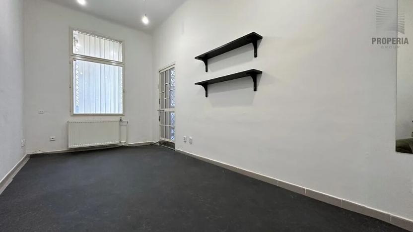 Pronájem obchodního prostoru, Brno, Antonínská, 27 m2