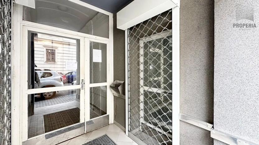 Pronájem skladu, Brno, Antonínská, 27 m2