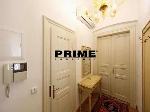 Pronájem bytu 2+1, Praha - Nové Město, Truhlářská, 77 m2