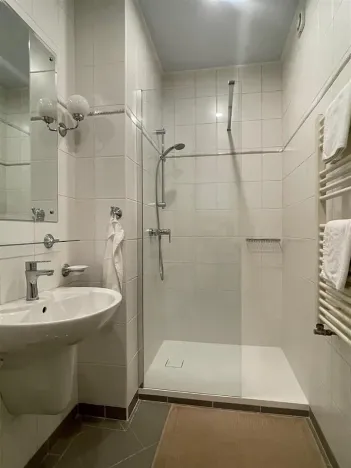 Pronájem bytu 2+kk, Praha - Nové Město, Dřevná, 48 m2