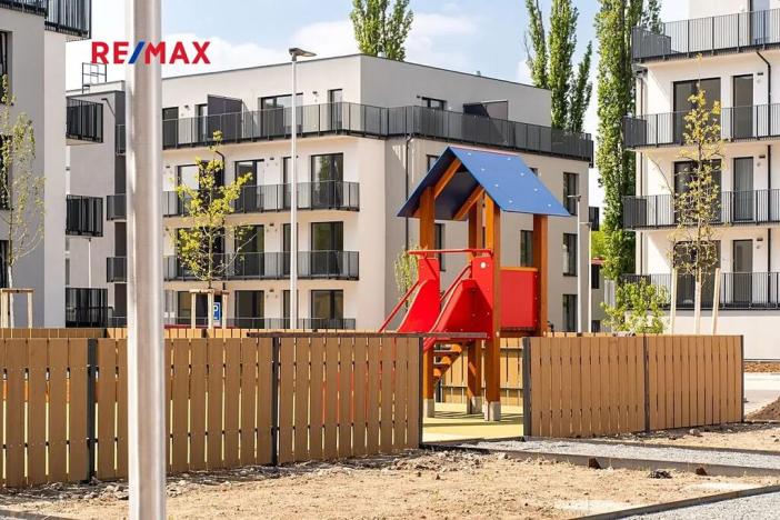 Prodej bytu 1+kk, Kladno, Ke křížku, 38 m2