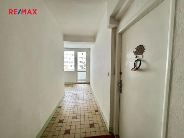 Pronájem bytu 1+kk, Praha - Vokovice, Evropská, 25 m2