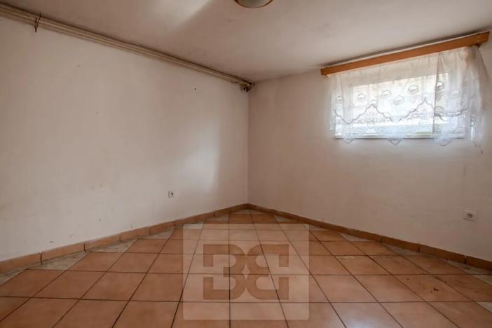 Prodej rodinného domu, Hrobce, Hlavní, 238 m2