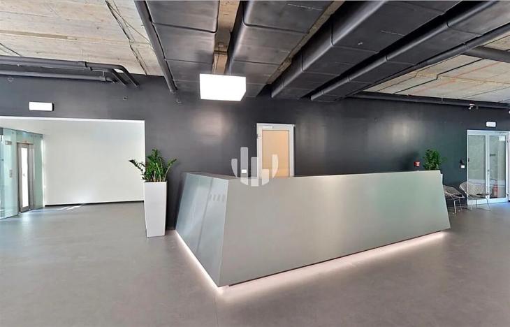 Pronájem kanceláře, Praha - Karlín, Thámova, 297 m2