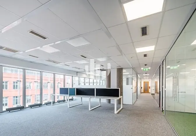 Pronájem kanceláře, Praha - Karlín, Thámova, 297 m2