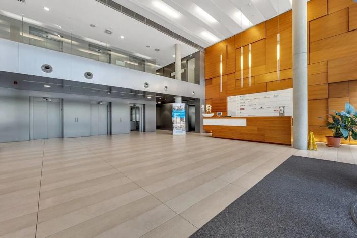 Pronájem kanceláře, Praha - Holešovice, Jankovcova, 603 m2