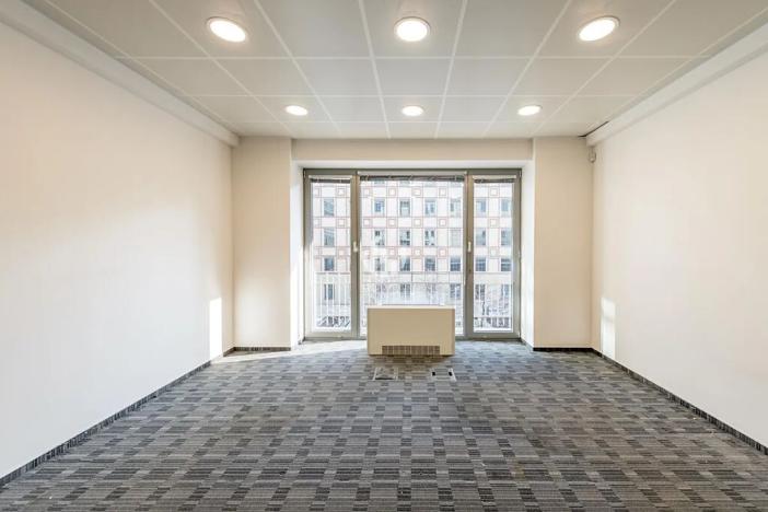 Pronájem kanceláře, Praha - Holešovice, Jankovcova, 237 m2