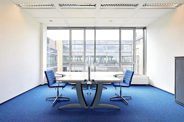 Pronájem kanceláře, Praha - Jinonice, Radlická, 2540 m2