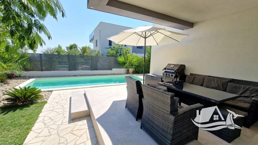 Prodej vily, Privlaka, Chorvatsko, 260 m2