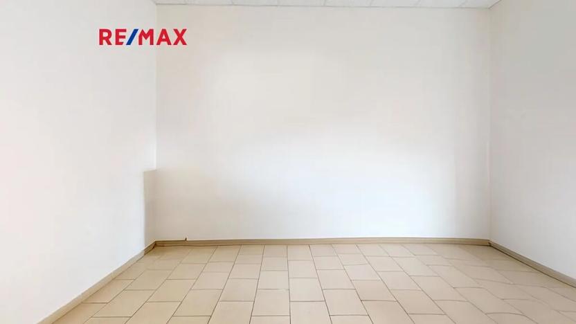 Prodej obchodního prostoru, Svitavy, 800 m2