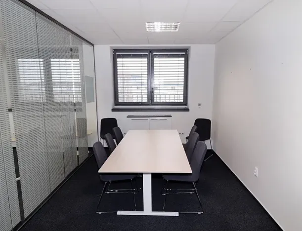 Pronájem kanceláře, Praha, 120 m2