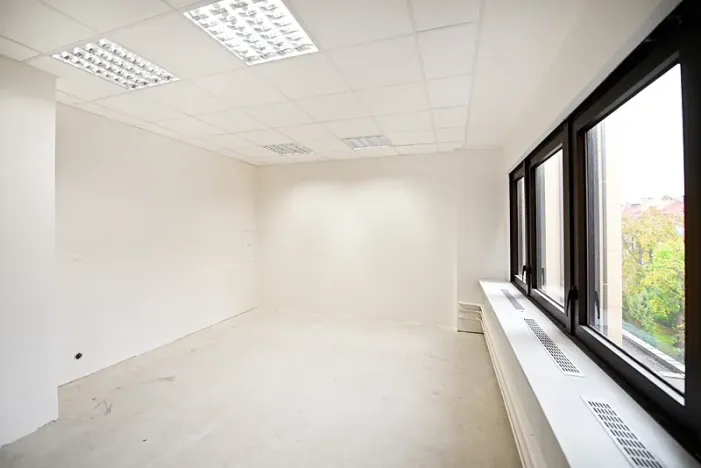 Pronájem kanceláře, Praha, 120 m2